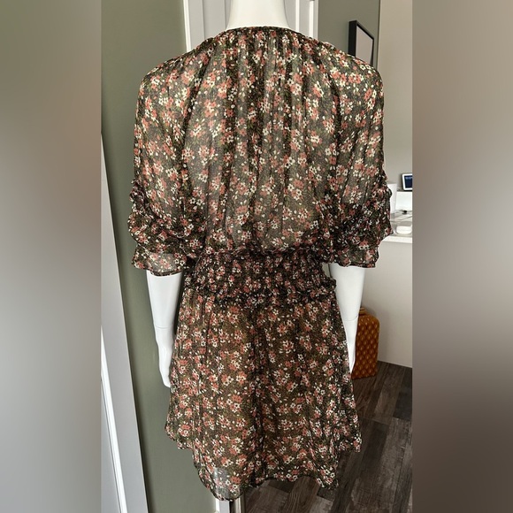 Zara Smocked Dress Keyhole Bodice - Picture 12 of 14